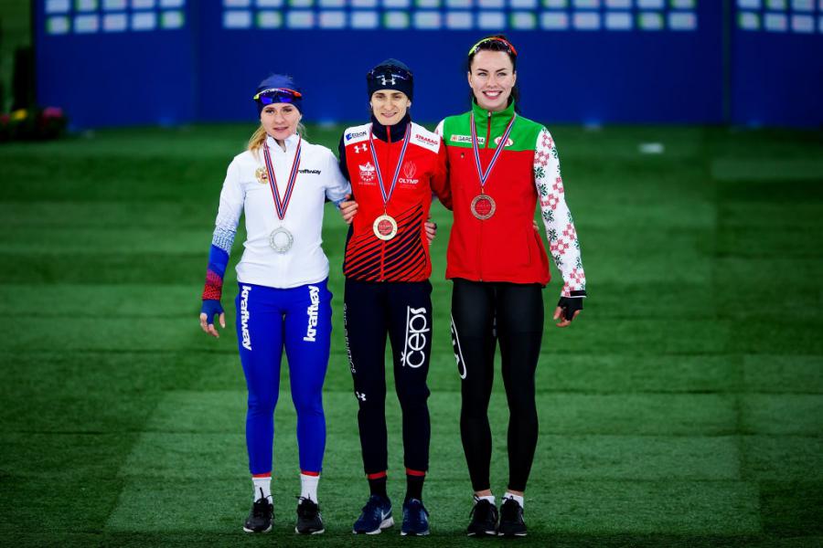 Natalia Voronina (RUS) Martina Sablikova (CZE) Maryna Zuyeva (BLR) WCSS NOR 2019©International Skating Union (ISU) 1126729149