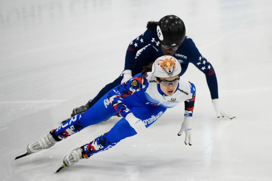 Sofia Prosvirnova(RUS) Maame Biney(USA)2018©International Skating Union(ISU) 1060373952