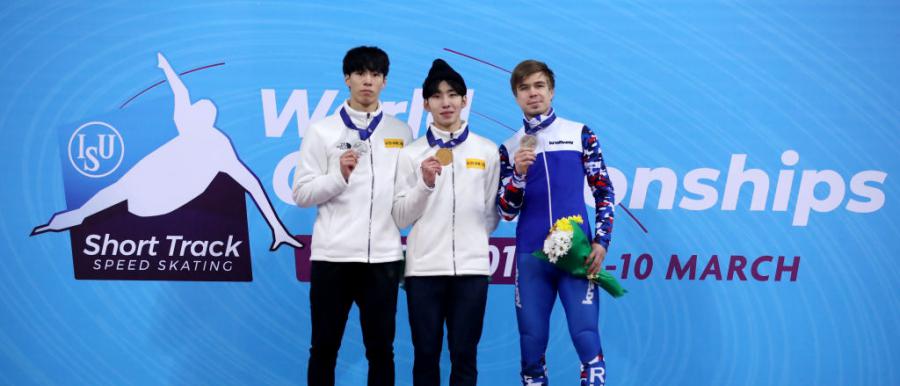 Hwang Dae Heon(KOR) Lim Hyo Jun(KOR) Semen Elistratov(RUS)©ISU 1134941086