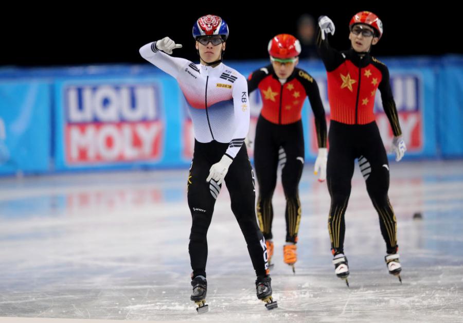 Hwang Dae Heon (KOR) Wu Daijing (CHN) WSTSSC 2019©ISU 1134720027